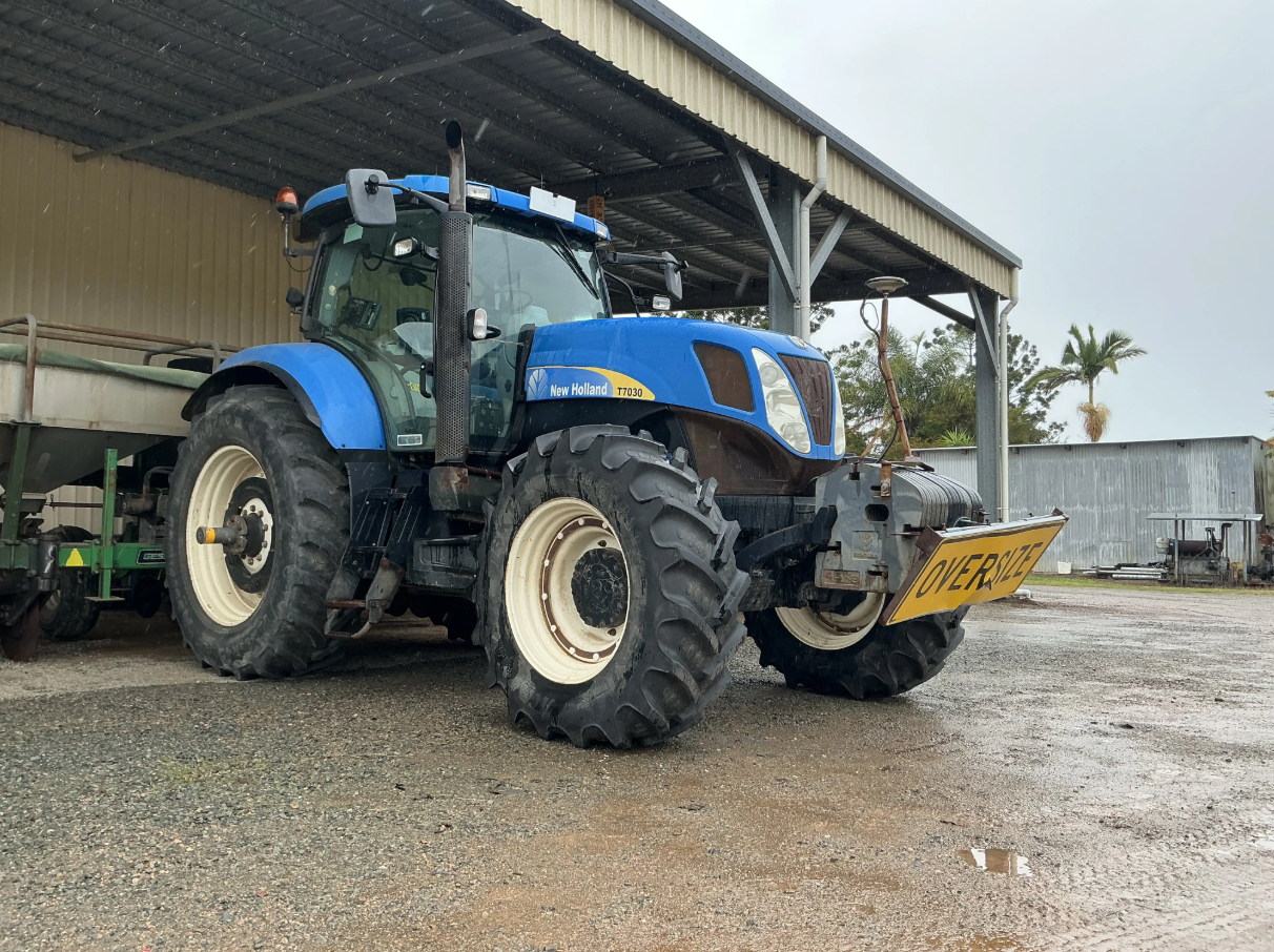 2009 New Holland T7030