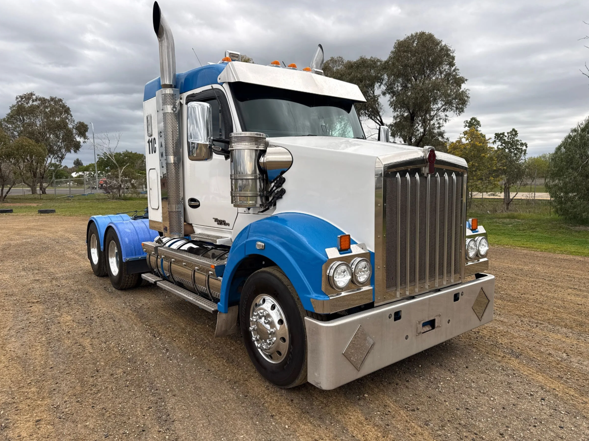 2022 Kenworth T610SAR