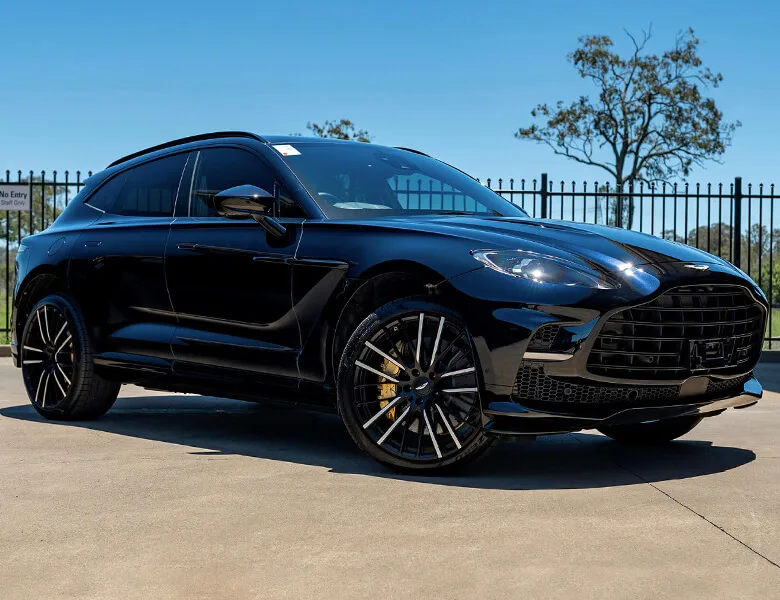 2023 Aston Martin DBX