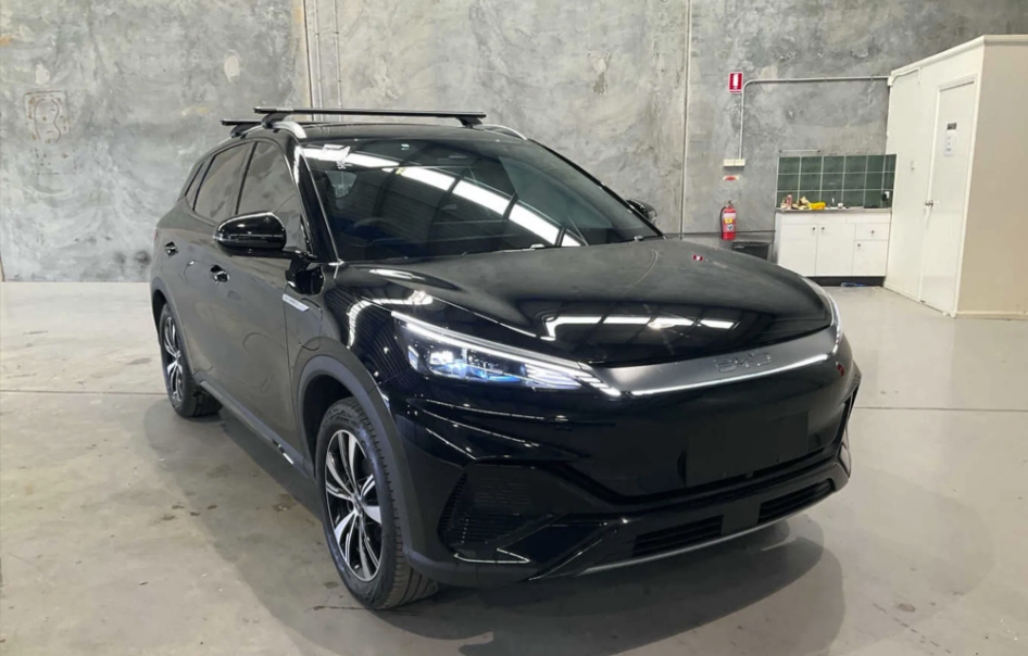 2026 Black BYD Atto 3
