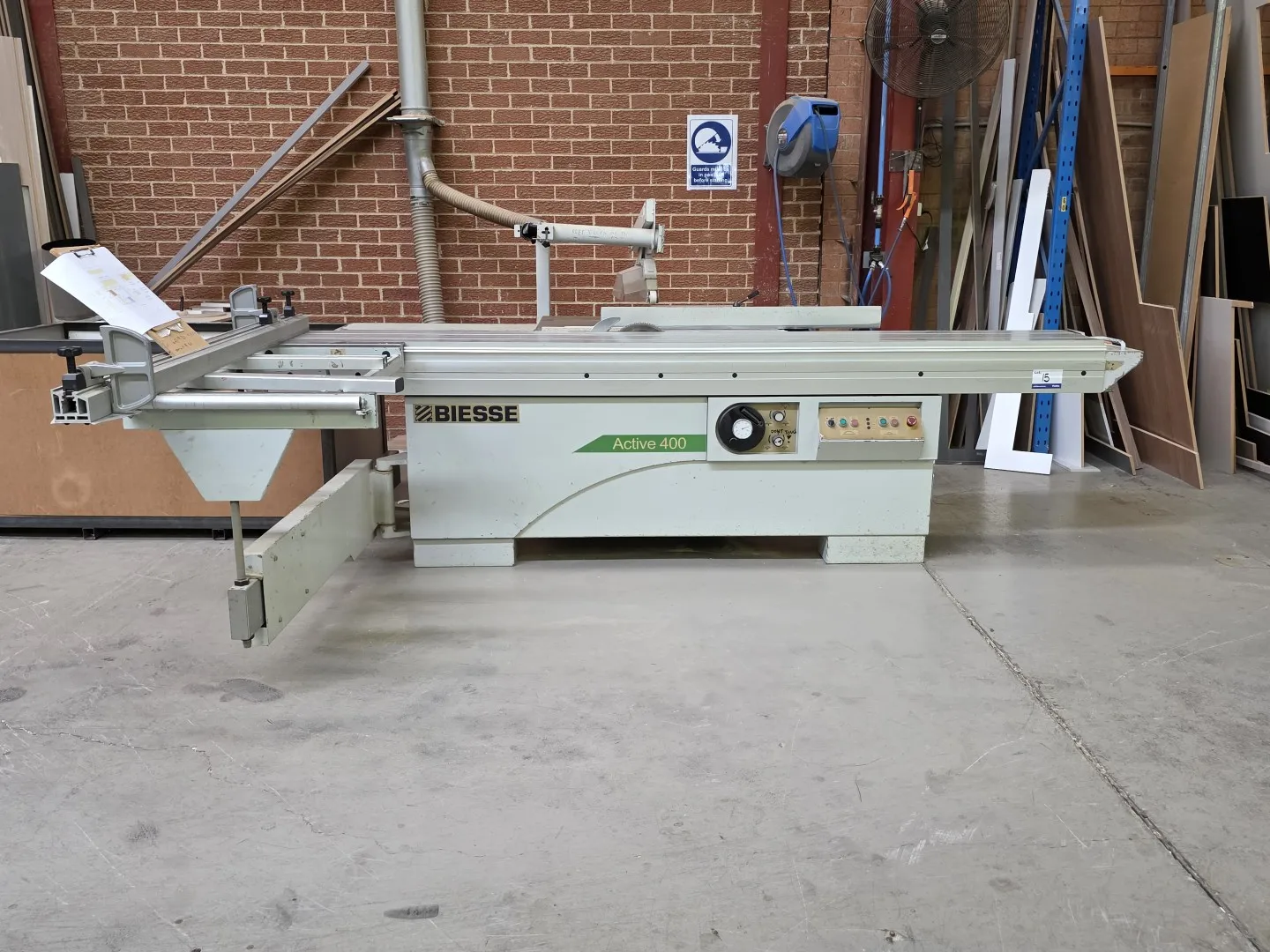 Sliding Table Saw