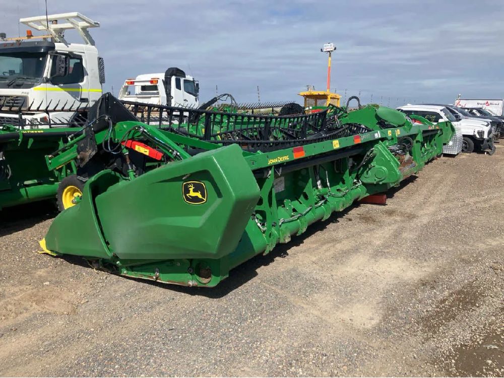 c2022 John Deere RD40F Hydraflex Header Front