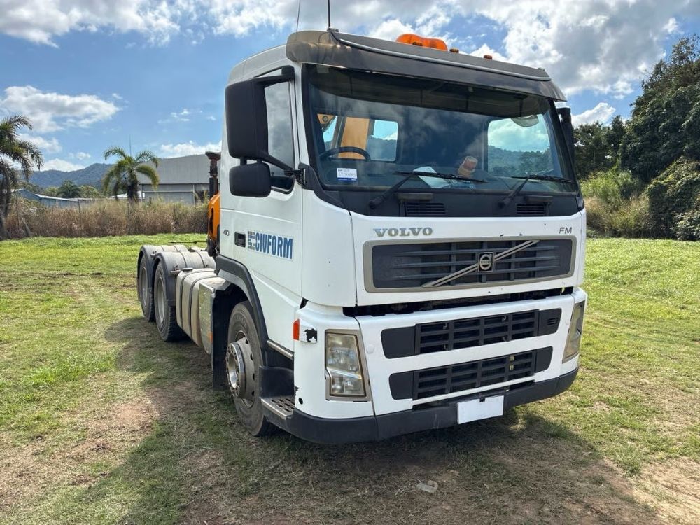 2011 Volvo FM410