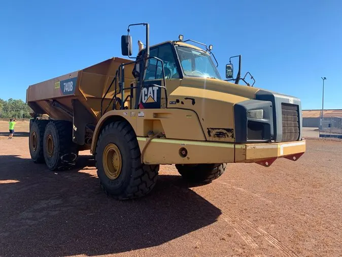 2012 Caterpillar 740B