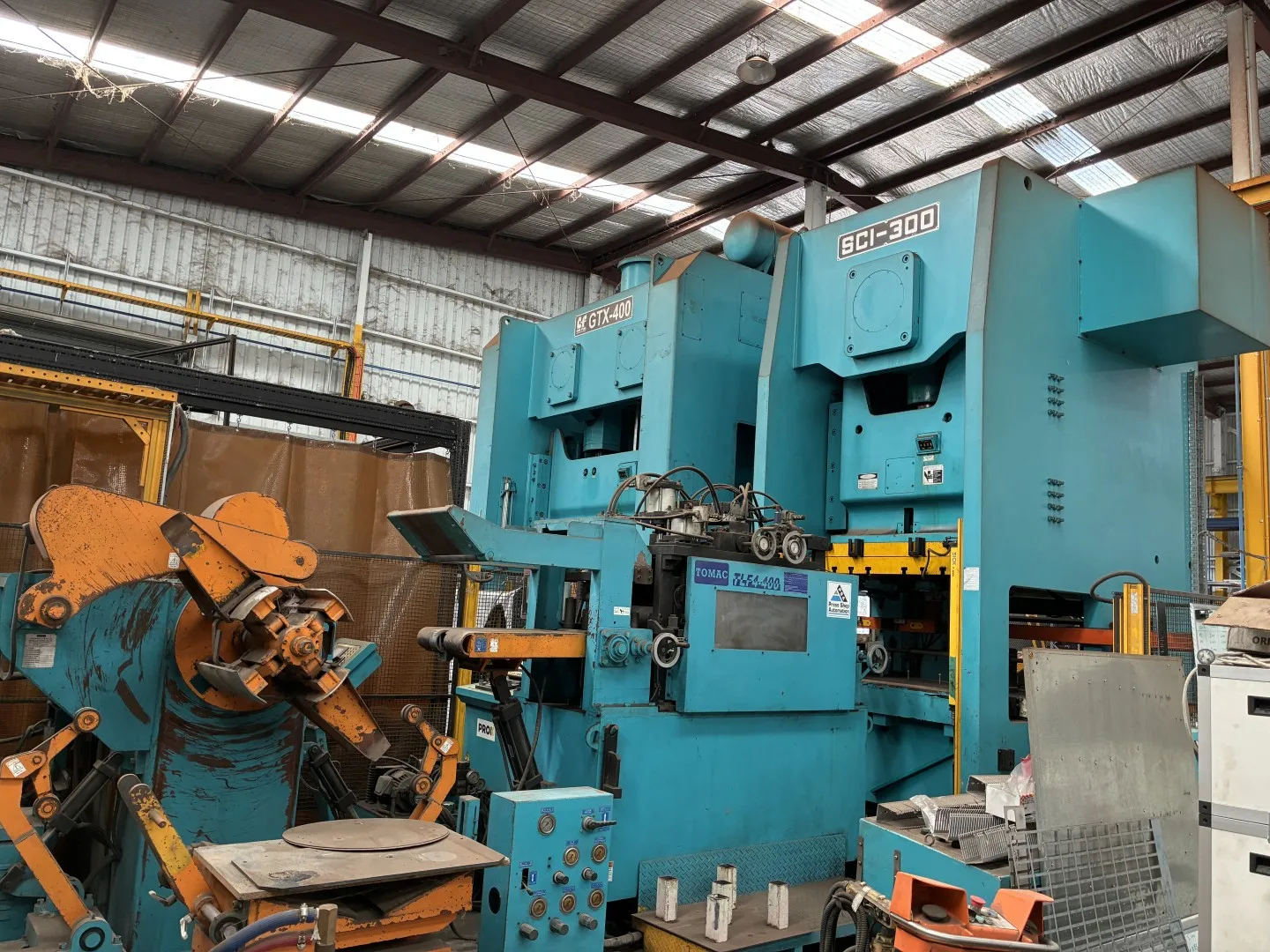 Hydraulic Press Line