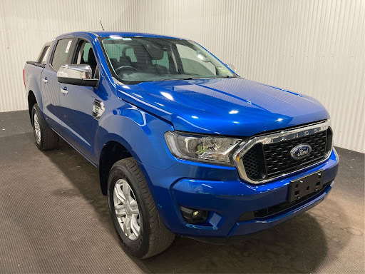 Blue ford ranger