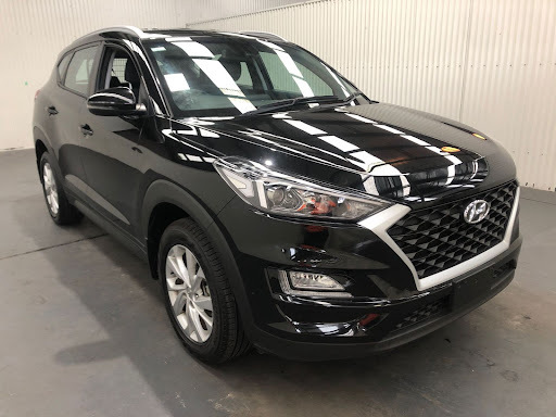 Black Hyundai Tucson