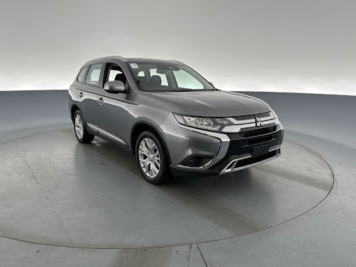 mitsubishi_outlander_image9_blog_pickles_2302.jpeg