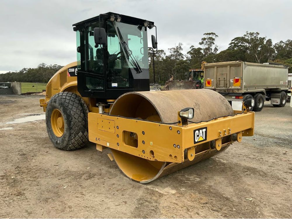 2019 Caterpillar CS56B