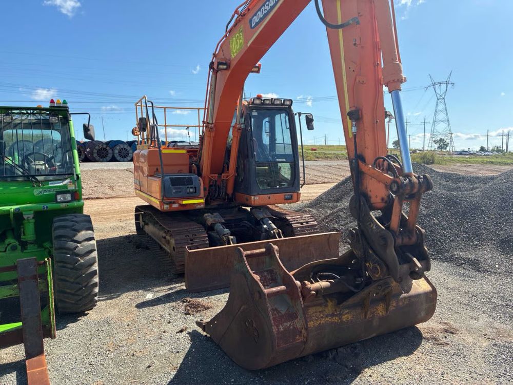 Doosan DX140LC