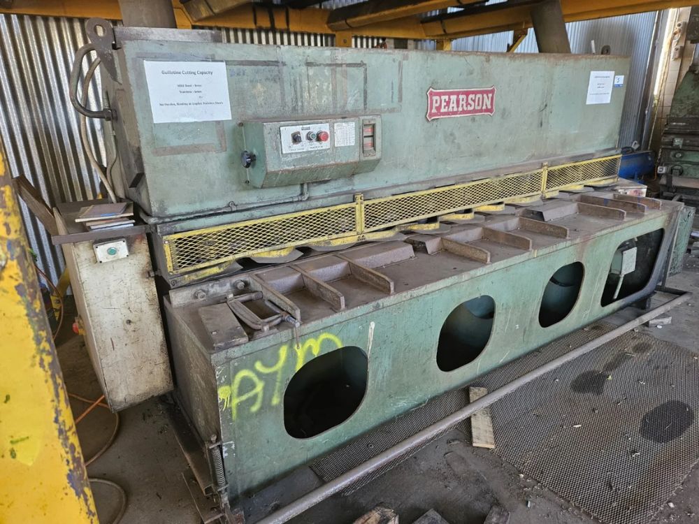 Hydraulic Guillotine
