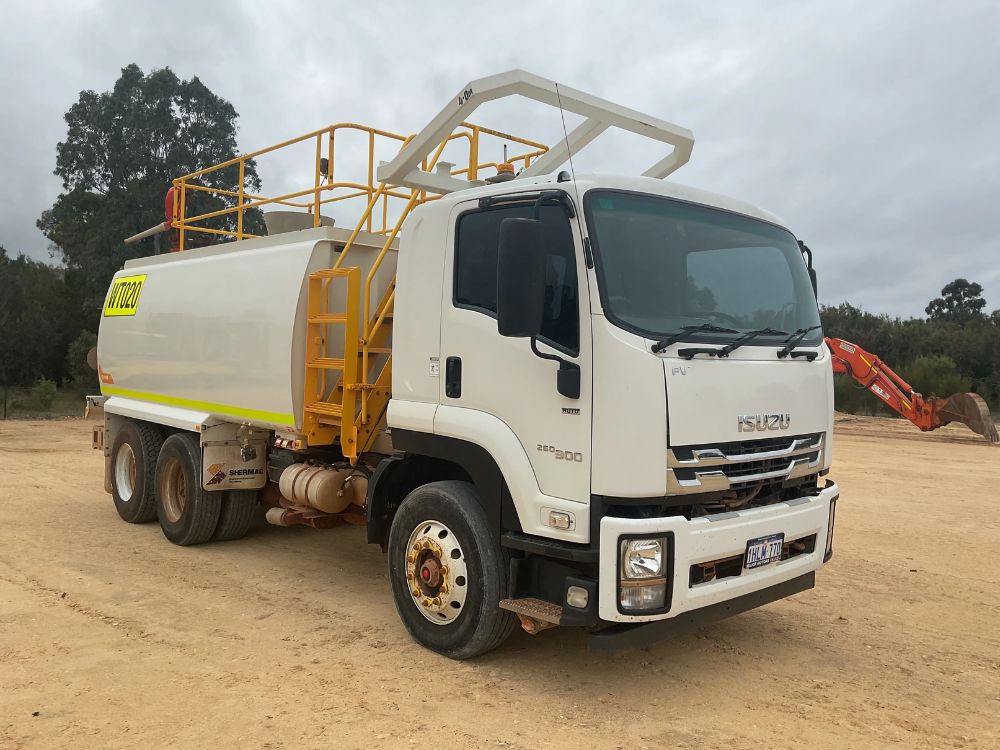 2021 Isuzu FVZ 260-300
